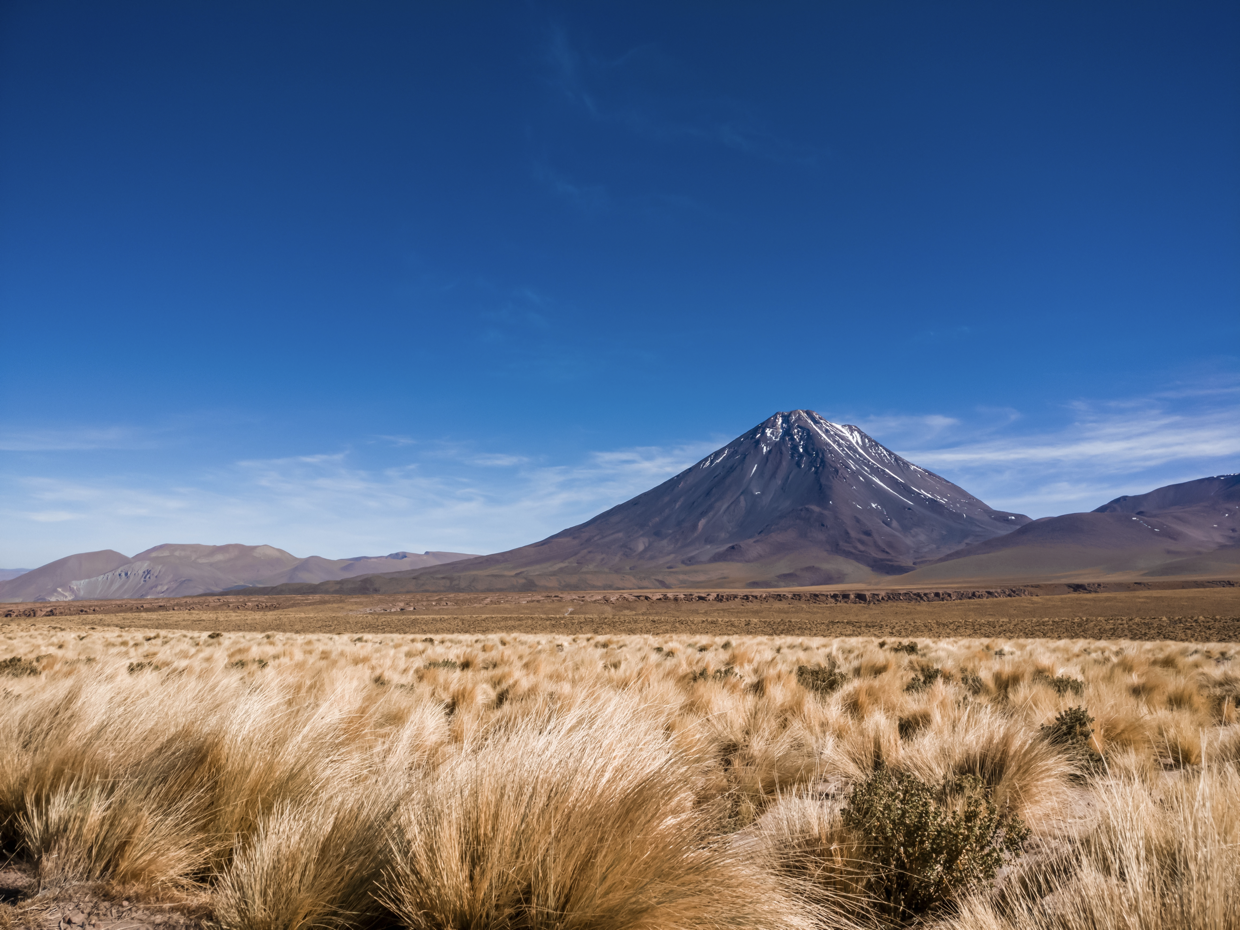 利坎卡武尔火山4k动态壁纸